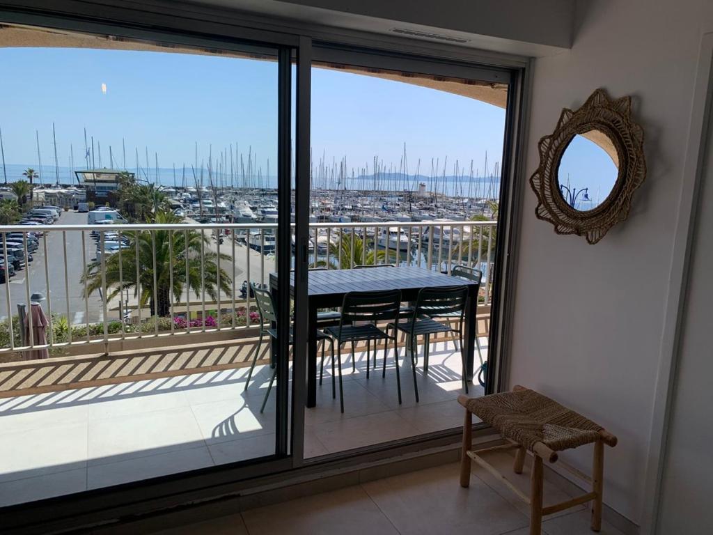 Vue Sur Les Iles D'Or Apartment Hyères Екстериор снимка