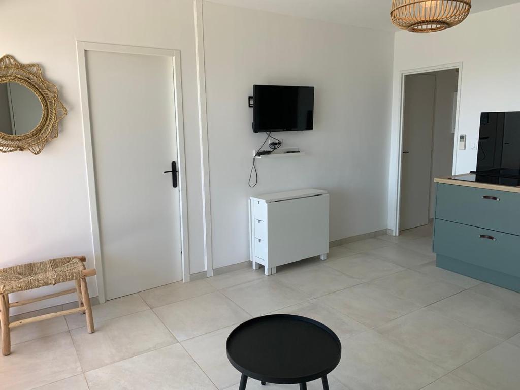 Vue Sur Les Iles D'Or Apartment Hyères Екстериор снимка