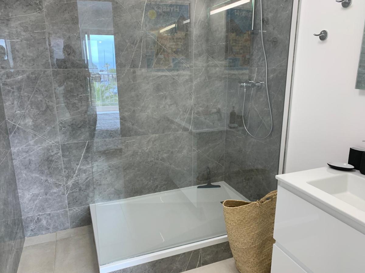 Vue Sur Les Iles D'Or Apartment Hyères Екстериор снимка